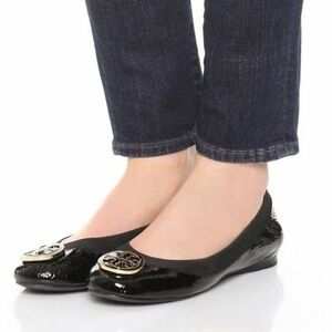 Tory Burch Size 8.5 Black Caroline Patent Leather Workwear Flats